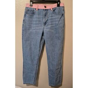 American Eagle Women's Mom Jean With Pink Waistband Size 4 Short